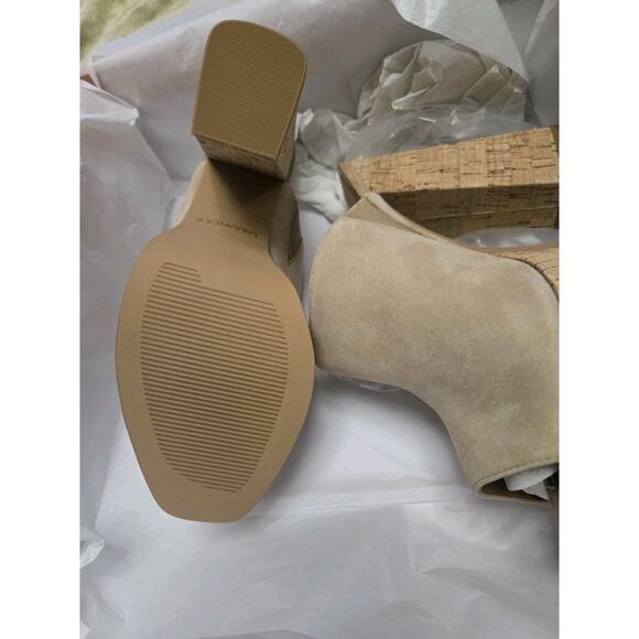 Lisa Vicky Nordstrom Joy-V Tan Platform Slip On Heel, Camel Kid Suede, Size 6 M - Picture 5 of 7